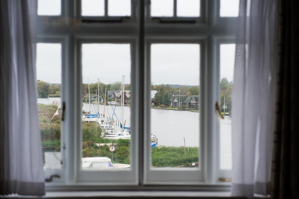 The Swan Inn By Innkeeper'S Collection Хорнинг Экстерьер фото